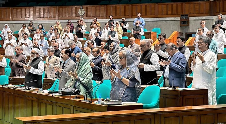 আব্দুল হাইয়ের মতো ত্যাগী নেতার কারণে দেশের উন্নয়ন সম্ভব হয়েছে: প্রধানমন্ত্রী